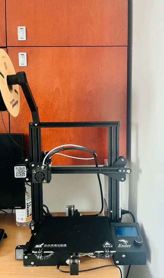 Creality Ender 3 – 3D tiskárna, výborný stav