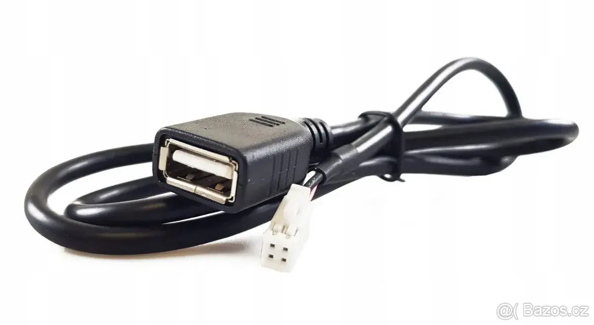 4 PIN USB adaptér pro 2DIN autorádia