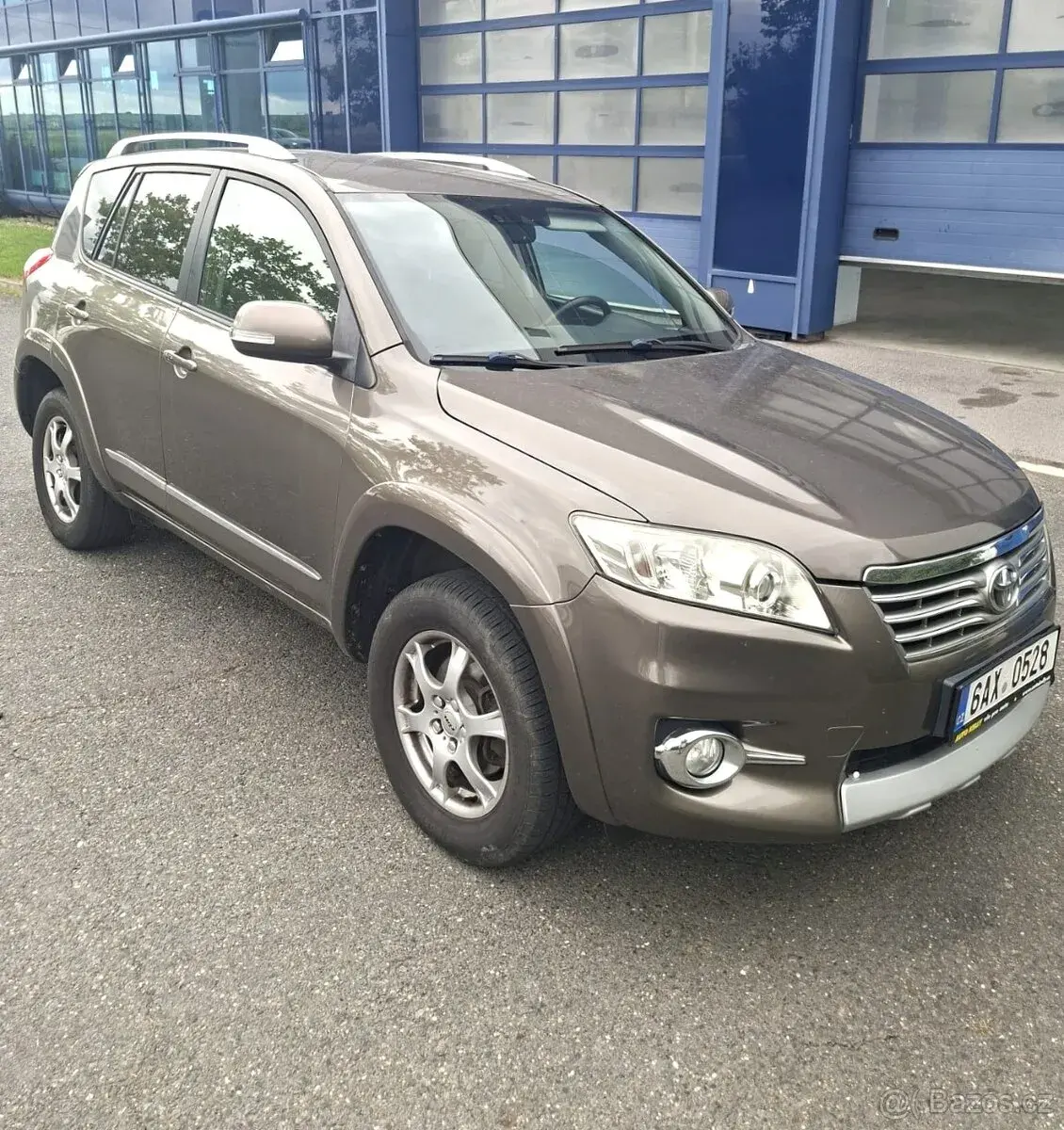 Toyota RAV4 – 143 883 km