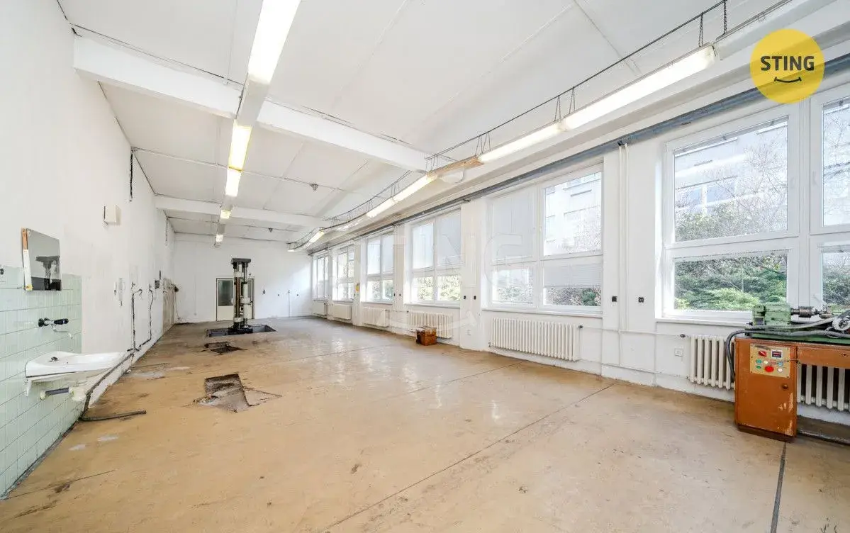 Pronájem komerčních prostor 556 m² / Ostrava - Hrabo, 134905