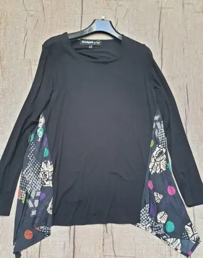 Dámská halenka zn.Desigual M