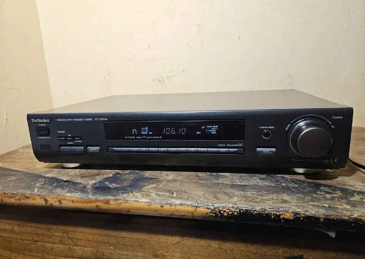 TECHNICS ST-GT550 HiFi tuner