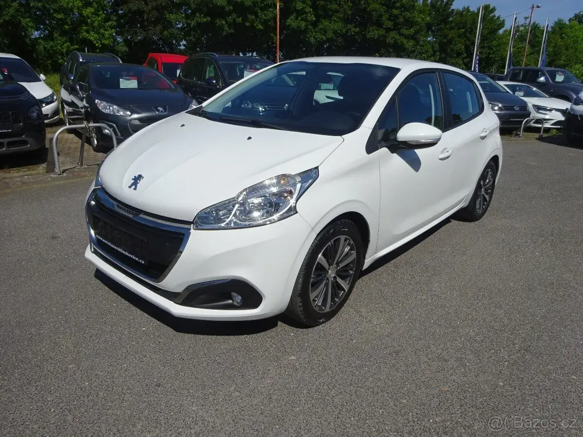 Peugeot 208 – 2018, 173 803 km