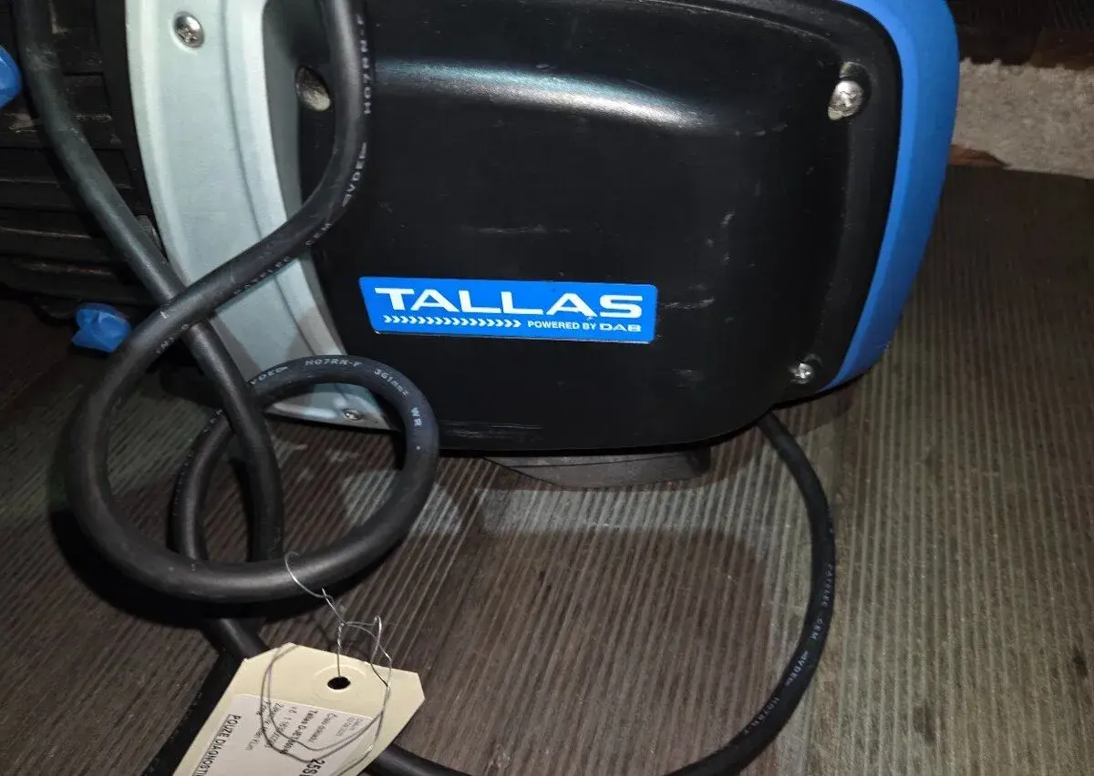 Elektrické vodní čerpadlo TALLAS D-JET 650/40