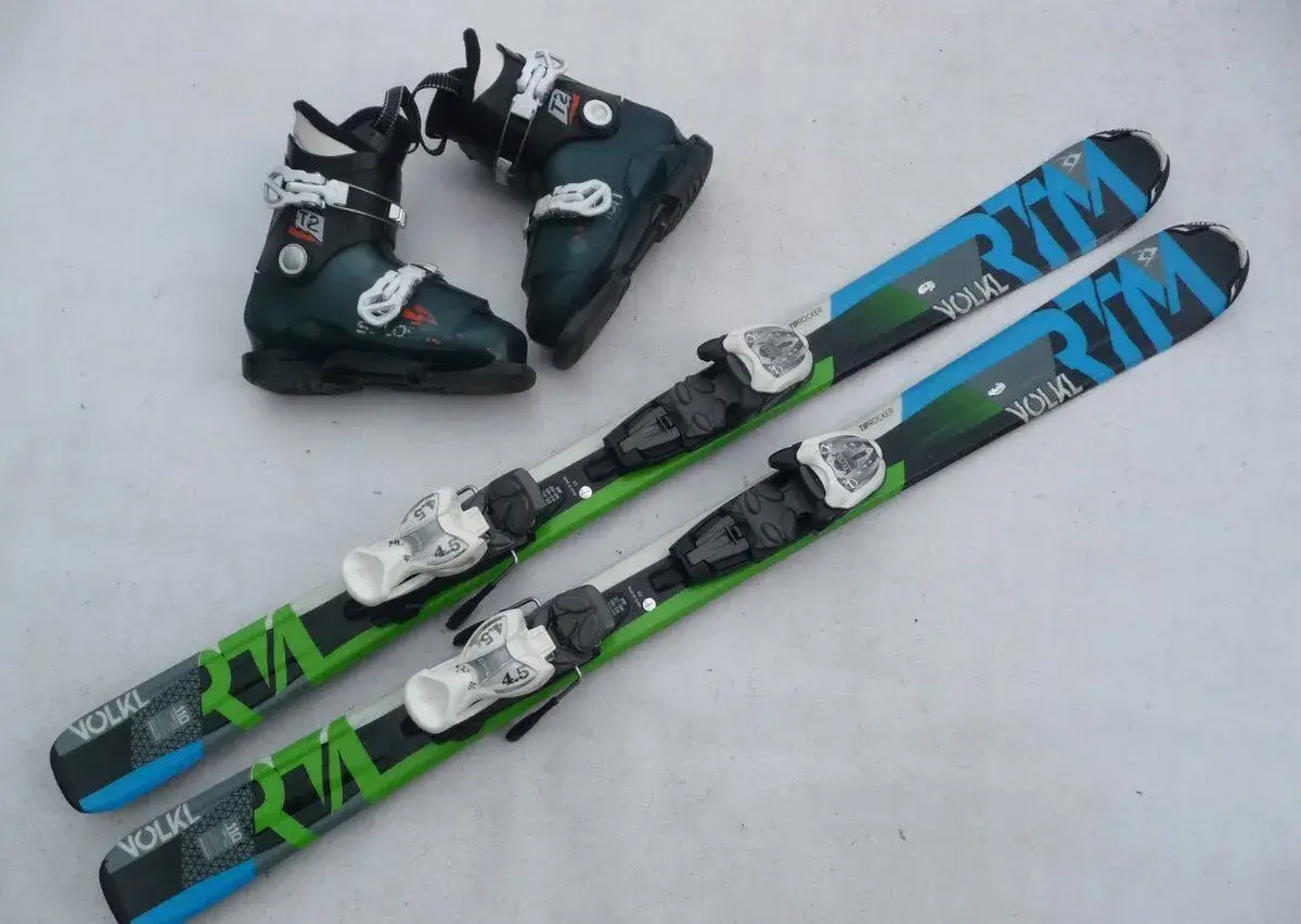 366. Detske lyže VOLKL - 110 cm + boty SALOMON 33 eu - SET