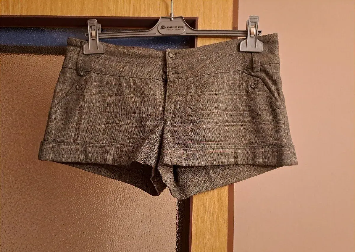 Dámské kraťasy vel.38