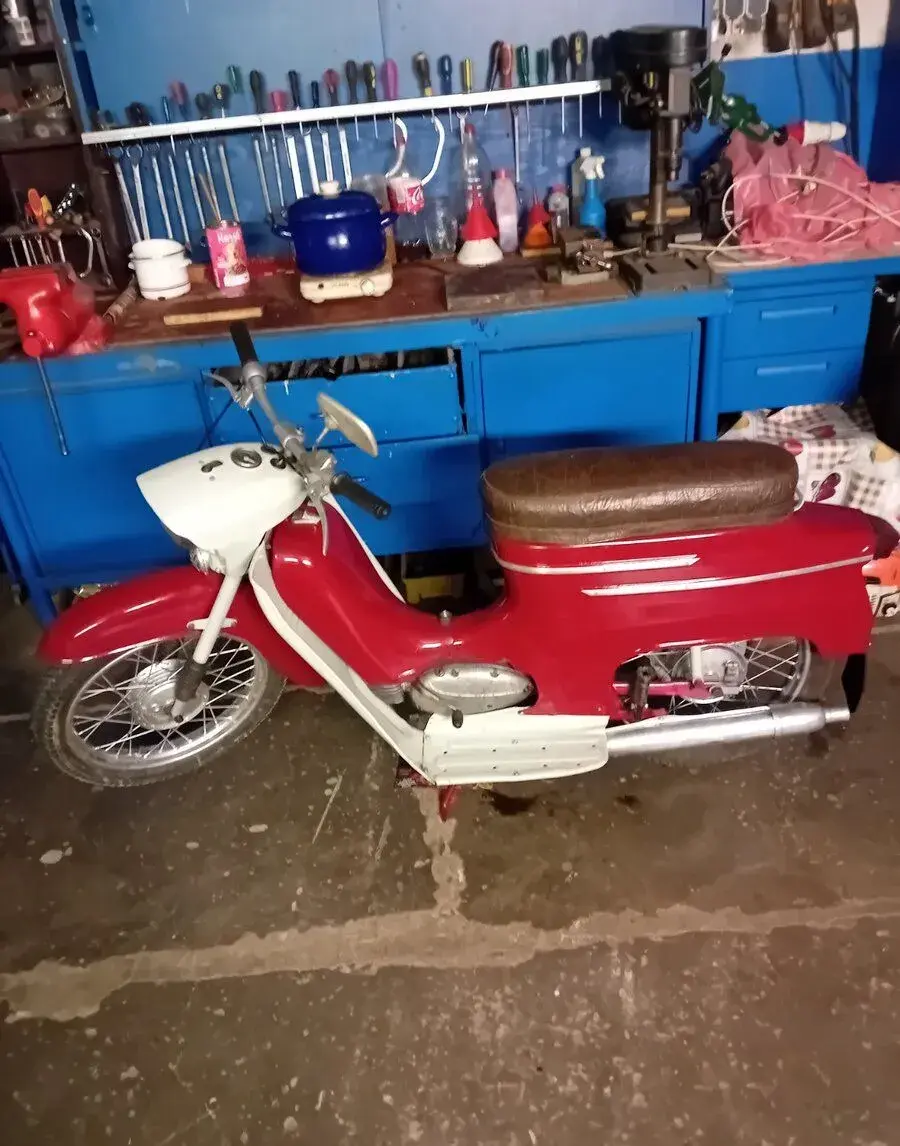 Jawa pionýr 20