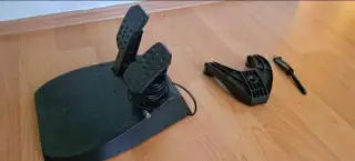 Pedále volantu Thrustmaster Ferrari 458 Spider