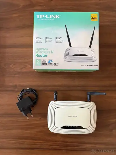 Router TP-Link (TL-WR841ND)