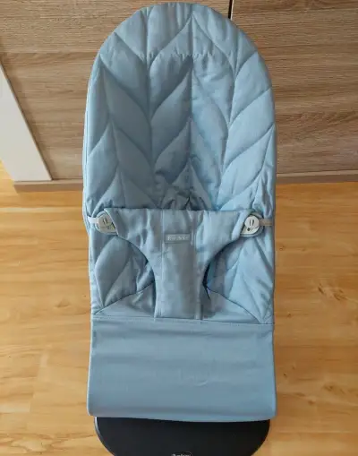 Lehátko houpátko Babybjörn