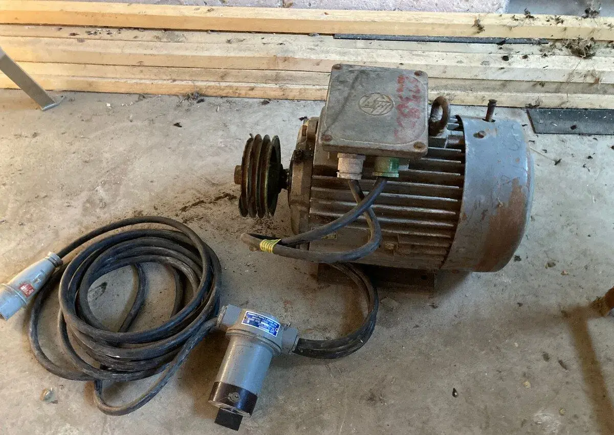 Elektromotor