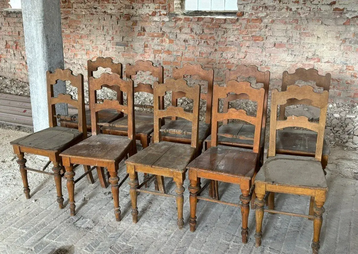 Historické starožitné židle
