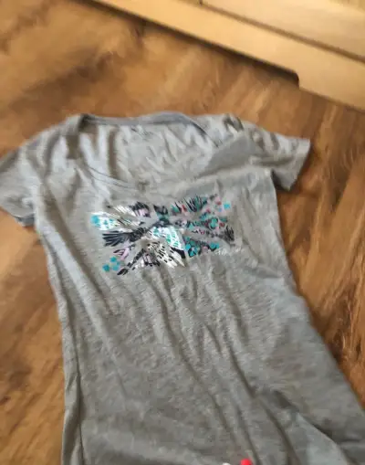 Nové Pepe jeans triko