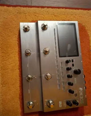 Kytarový procesor GE300lite