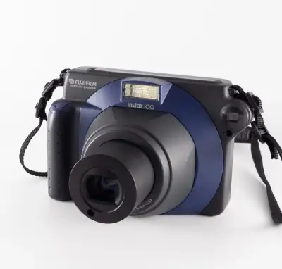 Fujifilm Instax 100 Wide instantní fotoaparát