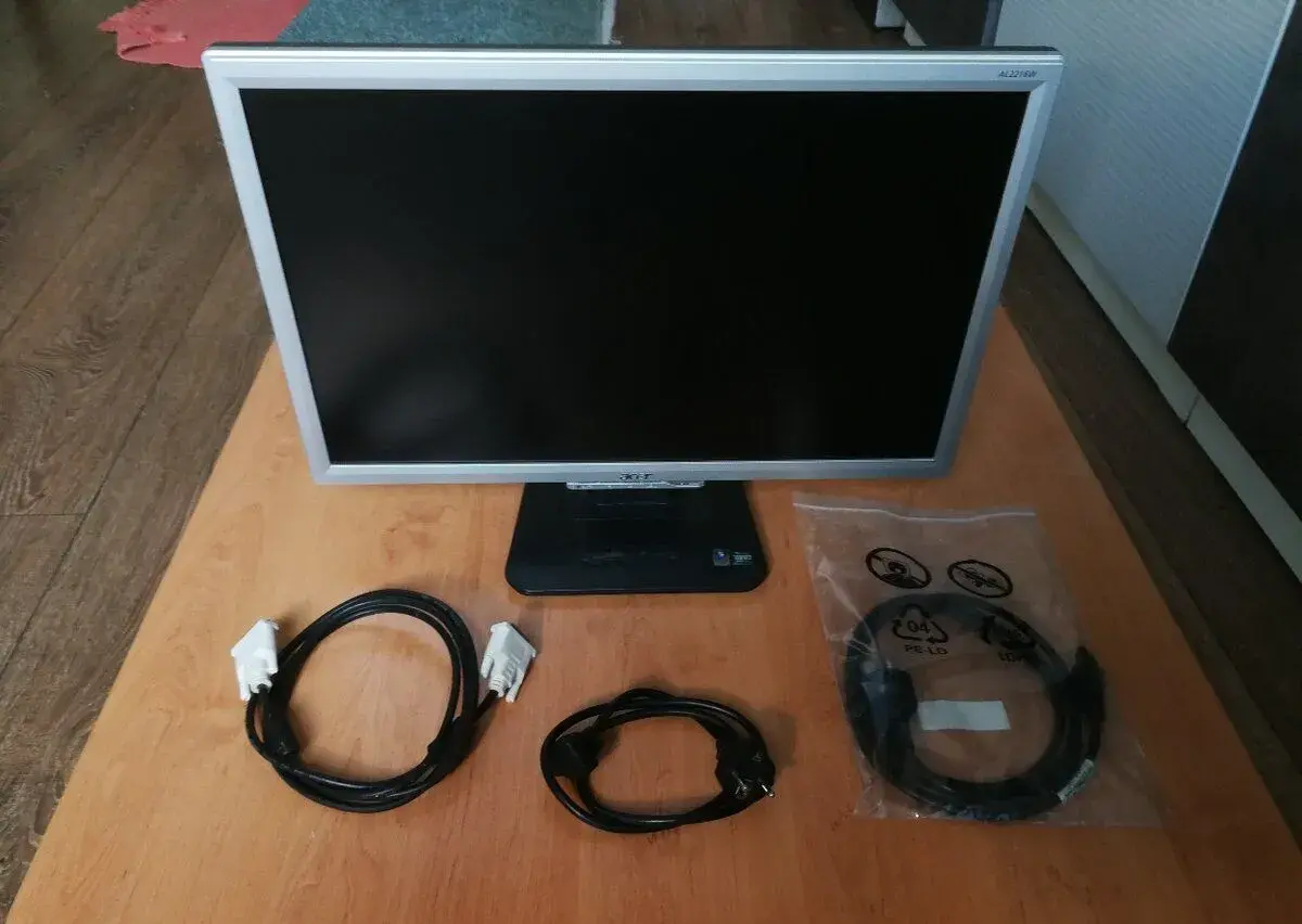 Nepoužívaný LCD monitor 22" ACER AL2216W