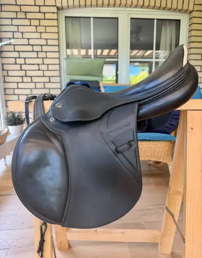 Sedlo PRESTIGE X-PARIS 17/33