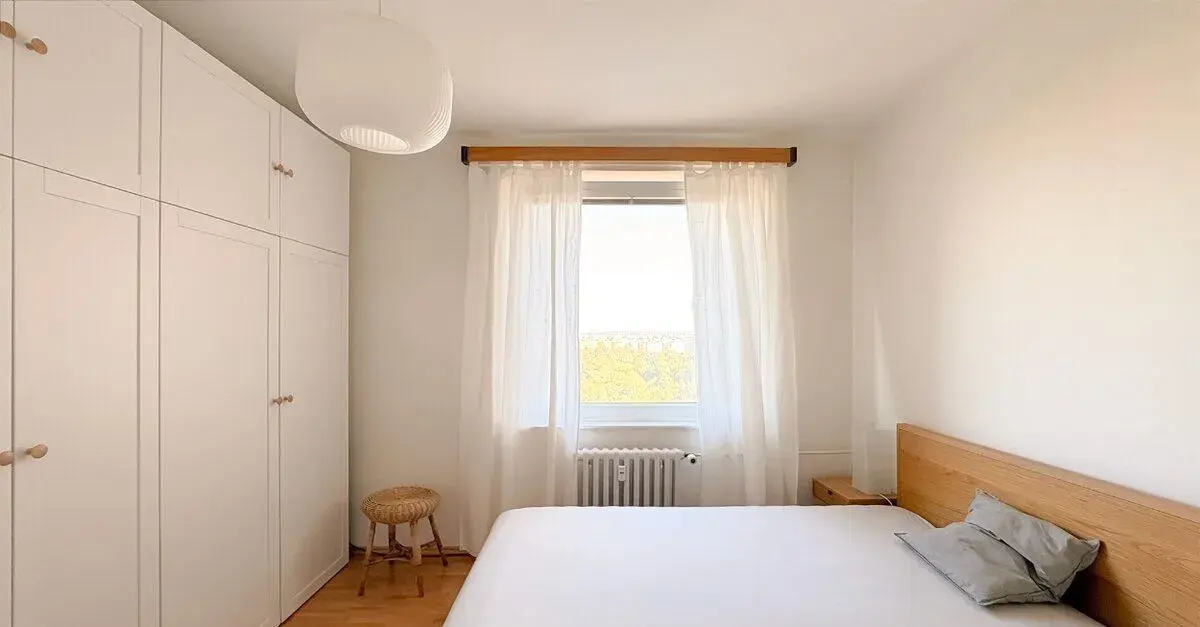 Pronájem bytu 3+1 65 m² - Praha 8