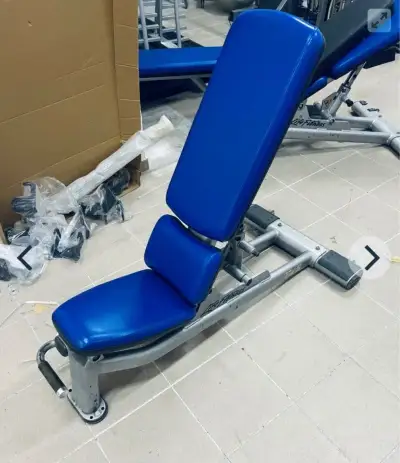 Polohovací lavice Life fitness - Signature - ještě 2ks