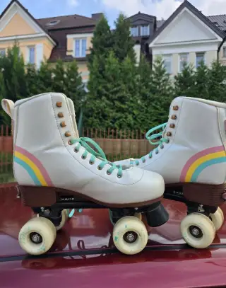 Stylové retro kolečkové brusle (quady) Chaya Bliss Vanilla