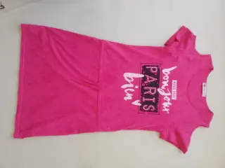 Dívčí šaty nové i nošené.