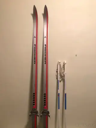 Běžky Fischer šupiny + hůlky Rossingnol + boty Botas 45