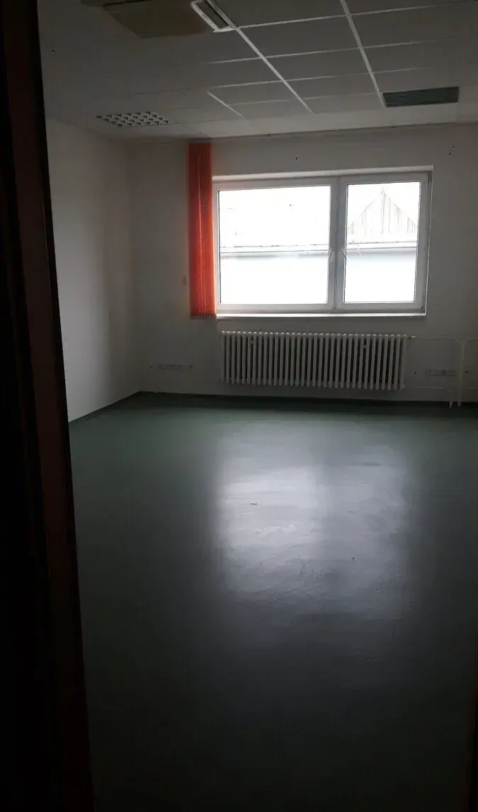 Pronájem kanceláře klima+parkování