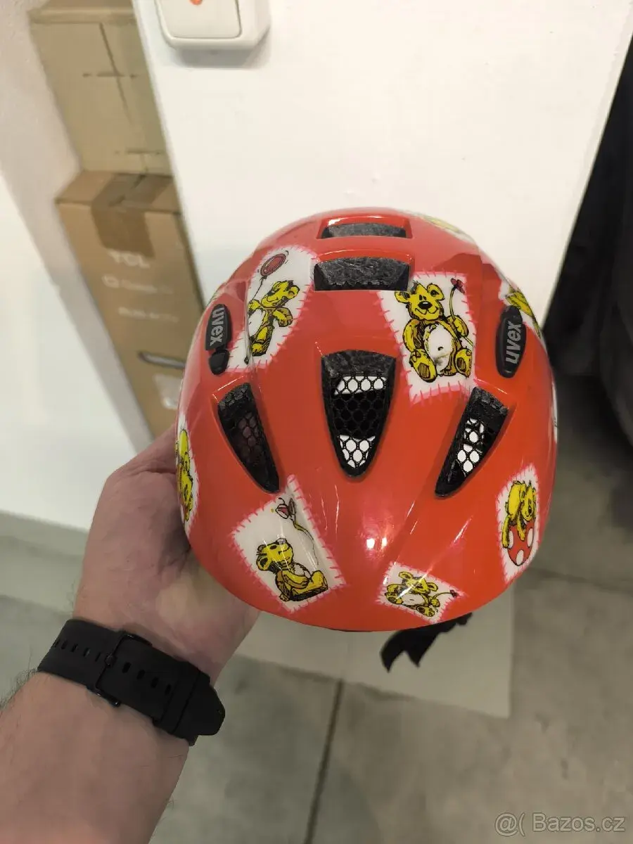 Helma na kolo Uvex