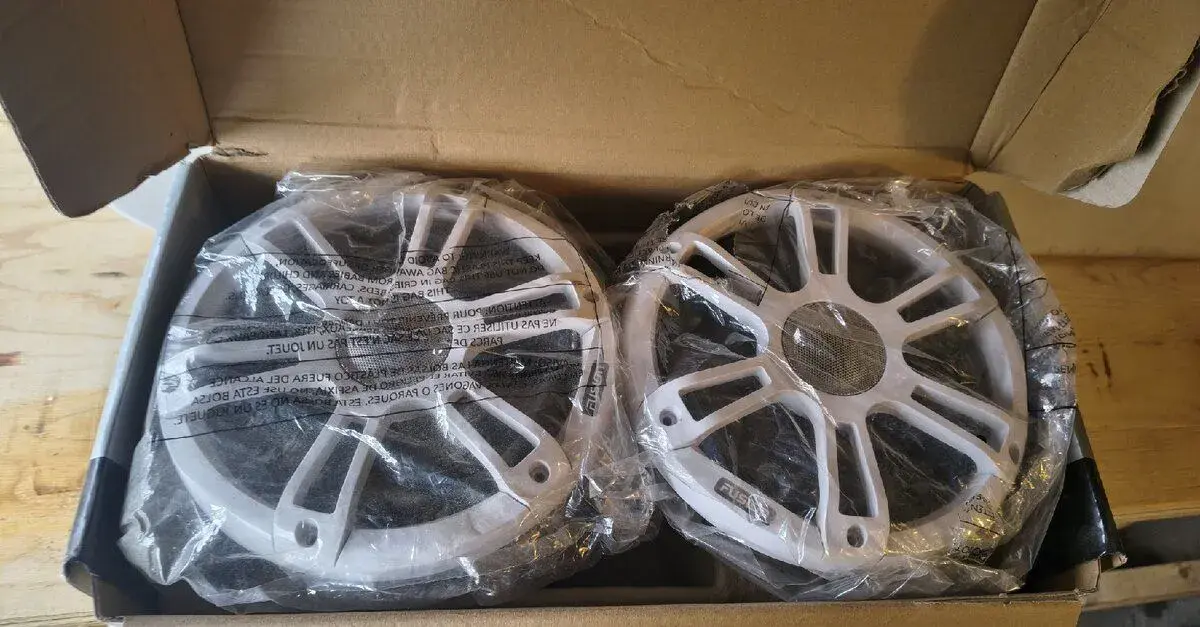 Reproduktory Fusion 280W, LED podsvícení