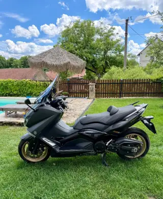 Yamaha Tmax 530 Black Max