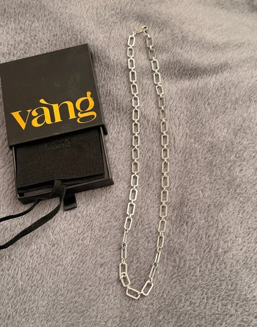 Stříbrný náhrdelník VÀNG – model SIGNATURE ŘETĚZ silver.