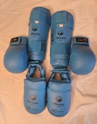 Nodré chrániče karate S