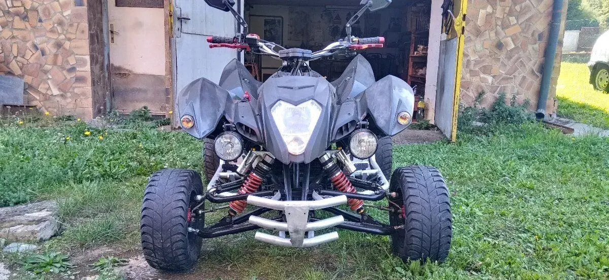 Adly Hurricane SM 500