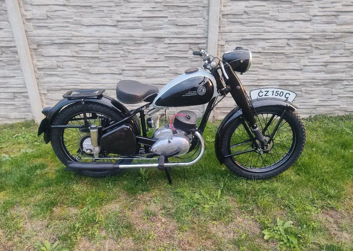 ČZ 150 c po renovaci