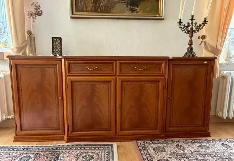 Komoda masivní, příborník - délka 200 cm, Itálie