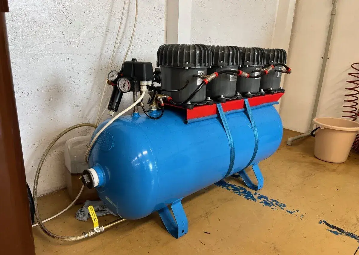 Profesionální tichý kompresor MGF SIL-EOL 100/200 – 100 l, 8