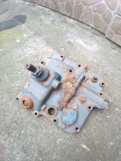 Víko převodovky traktor Krystal
