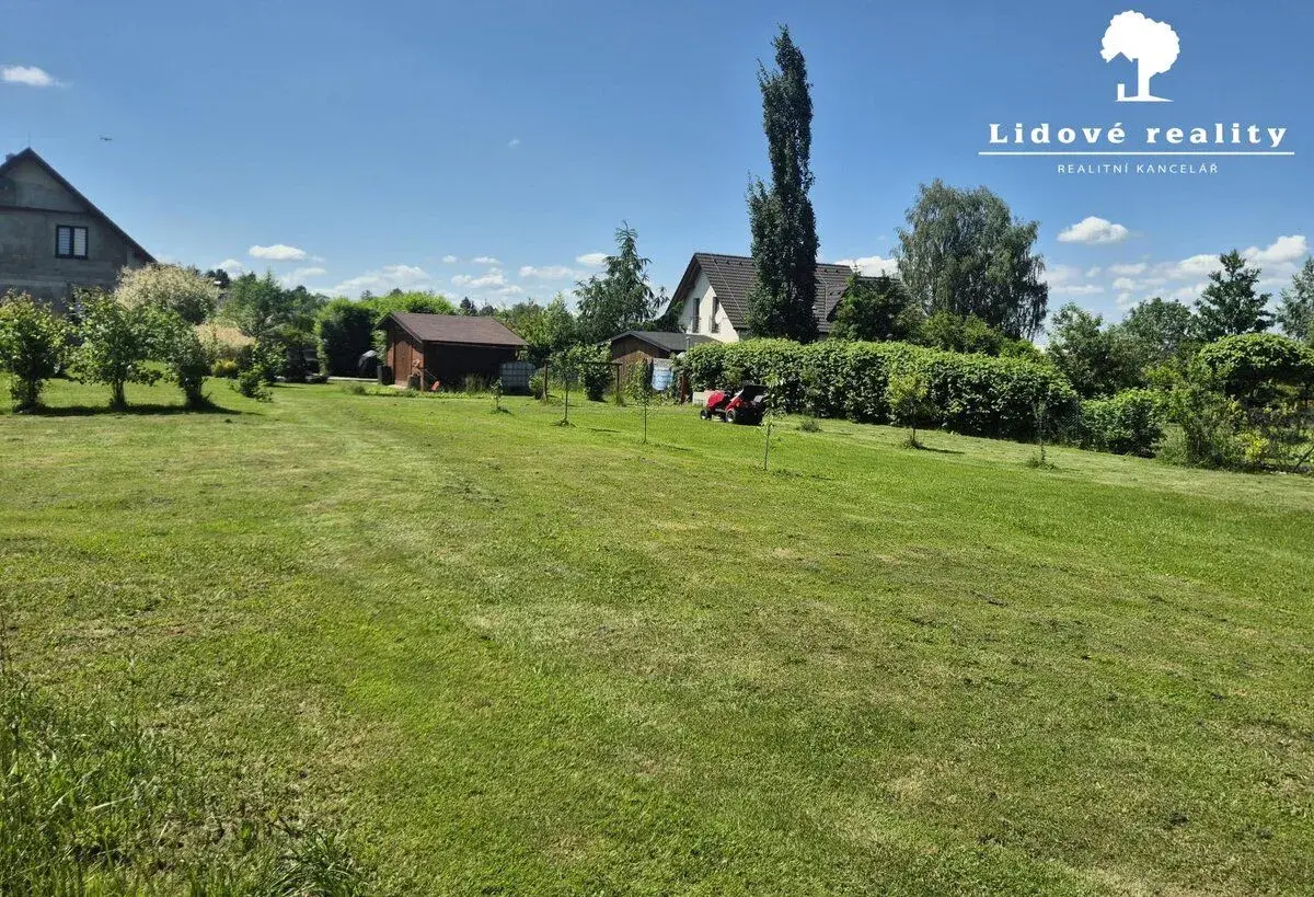 Prodej stavebního pozemku 1000 m2, Třinec - Lyžbice