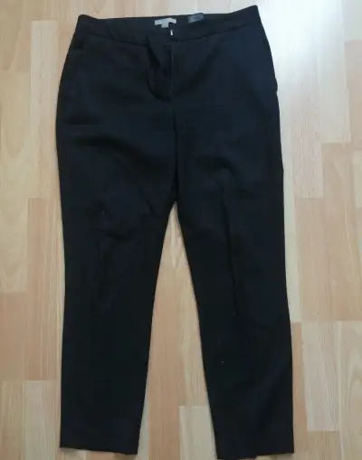 Elegantní kalhoty nad kotníky