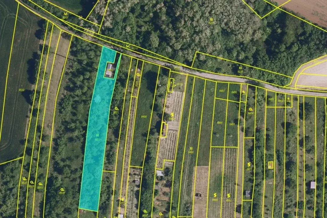 Prodej pozemku v zahrádkářské oblasti – 1 680 m2 – Klobouky
