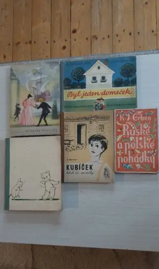 soubor knih beletrie, dětské, historické a technické