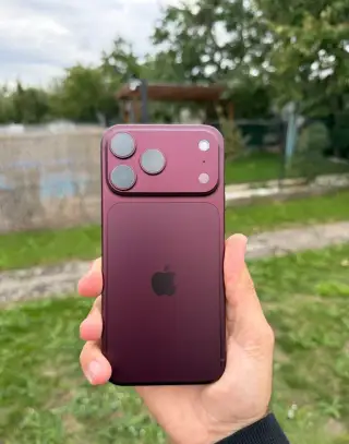iPhone 18 Pro Max 512GB burgundsky červená (EU verze)