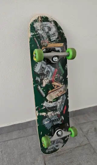 Creature Skateboard