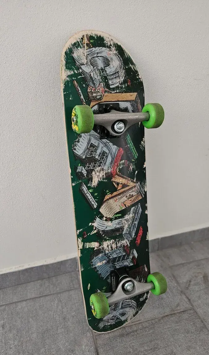 Creature Skateboard