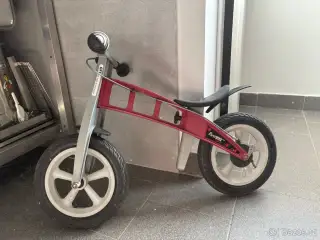First bike odrážedlo, dobrý stav, používané, s přední brzdou