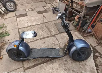 Koloběžka na náhradní díly