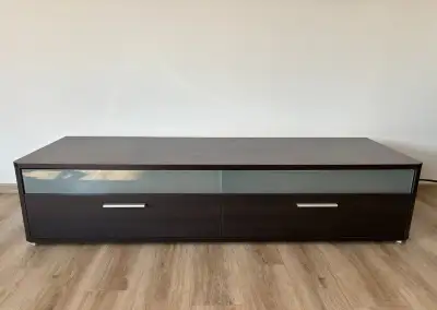 TV skříňka