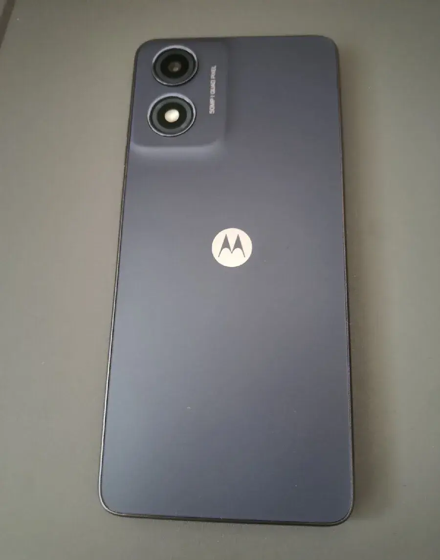 Motorola moto g04s na díly