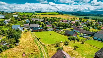 Prodej dvou krásných stavebních pozemků o výměře 1308m² a 13