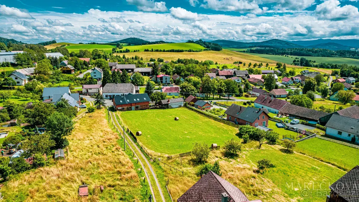 Prodej dvou krásných stavebních pozemků o výměře 1308m² a 13